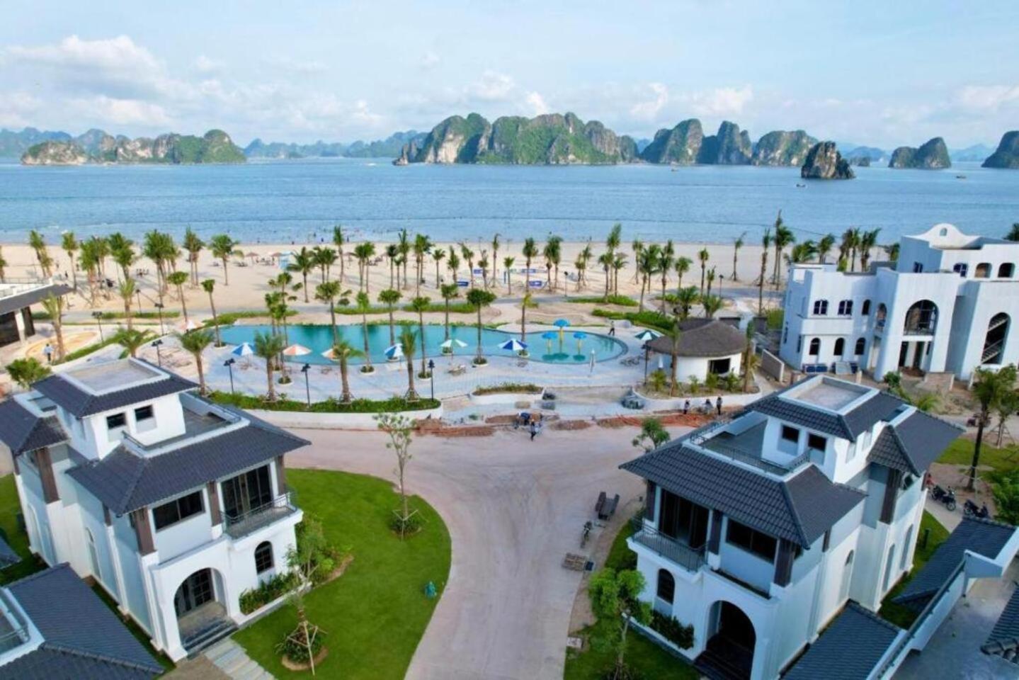 Chuoi Villa 3 Phong Ngu Sonasea Van Don - Day Du Tien Nghi - San Vuon Bbq - Sat Bai Bien Cai Rong 외부 사진